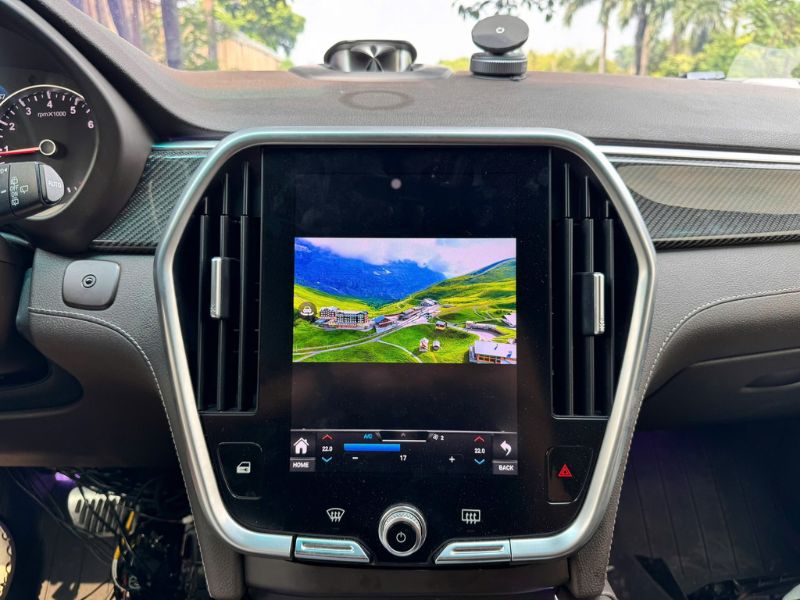 Hỗ trợ CarPlay, Android Auto, điều khiển giọng nói Hỗ trợ CarPlay, Android Auto, điều khiển giọng nói