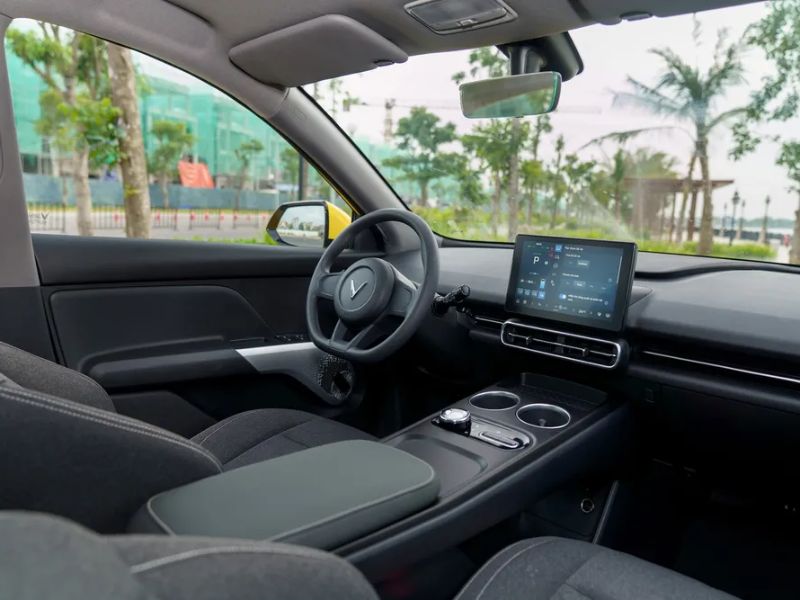 Hạn chế màn hình nguyên bản VinFast Limo Green và lý do vì sao cần nâng cấp Hạn chế màn hình nguyên bản VinFast Limo Green và lý do vì sao cần nâng cấp