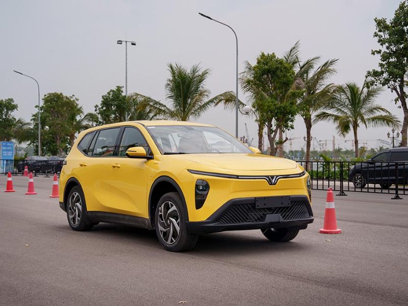 Hệ thống an toàn và công nghệ hỗ trợ lái